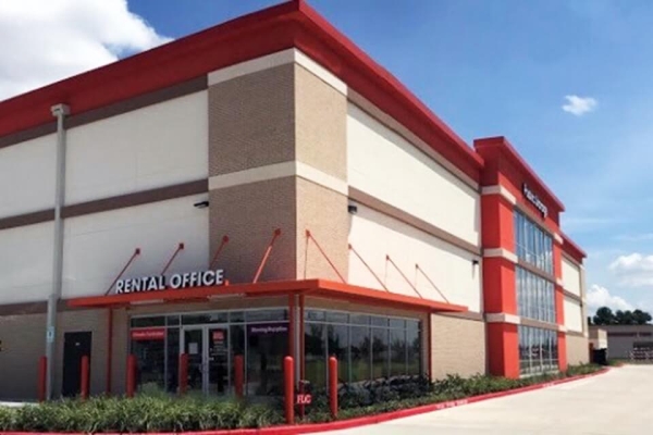 Facility photo: //images.sparefoot.com/medium/2137216984a62763234.jpg