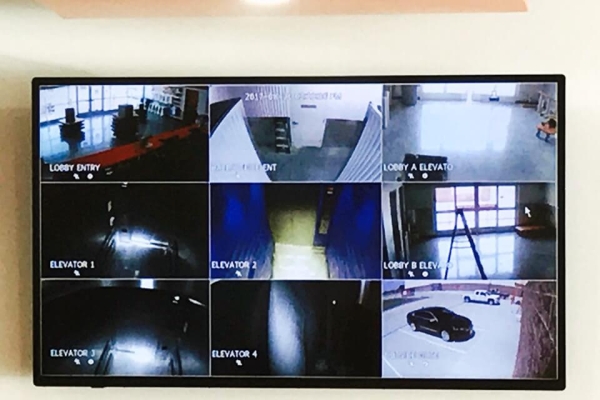 Facility photo: //images.sparefoot.com/medium/2137256973829a91f56.jpg