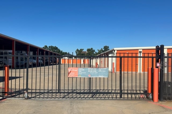 Storage Units at Public Storage - Cypress - 8001 Barker Cypress Road - 8001 Barker Cypress Road