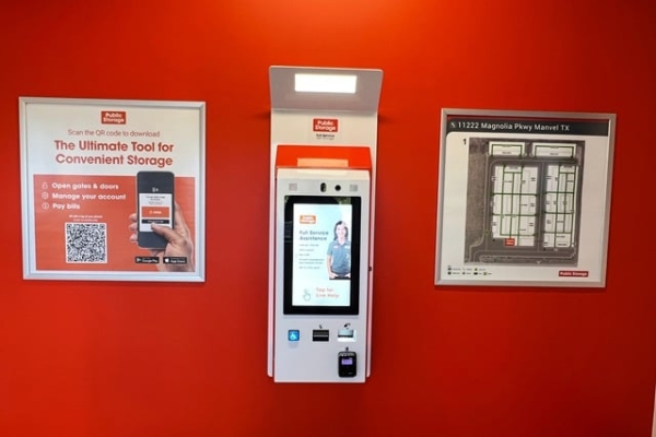 Facility photo: //images.sparefoot.com/medium/213729689de13c8d3de.jpg