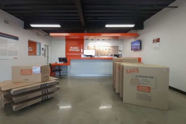 Storage Units at Public Storage - Houston - 10200 S Main St - 10200 S Main St
