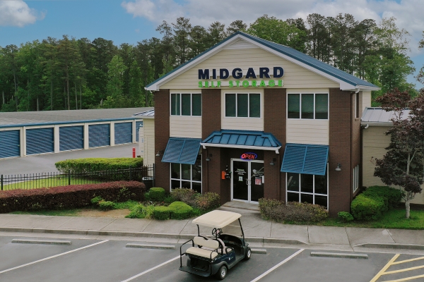 Facility photo: //images.sparefoot.com/medium/213791656a0dddd4b5b.jpg