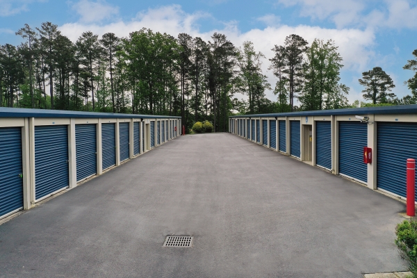 Facility photo: //images.sparefoot.com/medium/213791656a0ddf7c10a.jpg