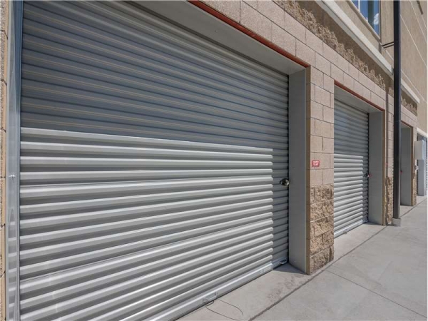 Facility photo: //images.sparefoot.com/medium/2138586994342c234f8.jpg