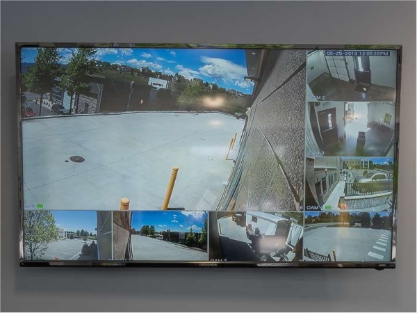 Facility photo: //images.sparefoot.com/medium/2138586994342e71474.jpg