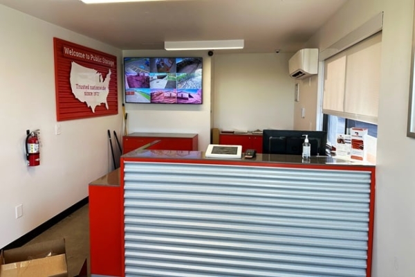 Facility photo: //images.sparefoot.com/medium/2139006892015f43711.jpg