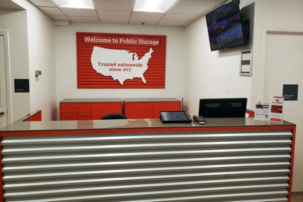 Facility photo: //images.sparefoot.com/medium/2139186930438a7ef87.jpg