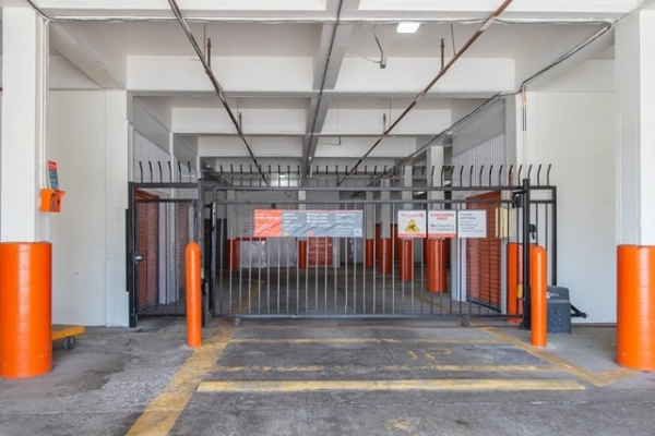 Facility photo: //images.sparefoot.com/medium/2139286983527d5a940.jpg