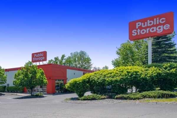 Facility photo: //images.sparefoot.com/medium/2139376877a36a771f1.jpg
