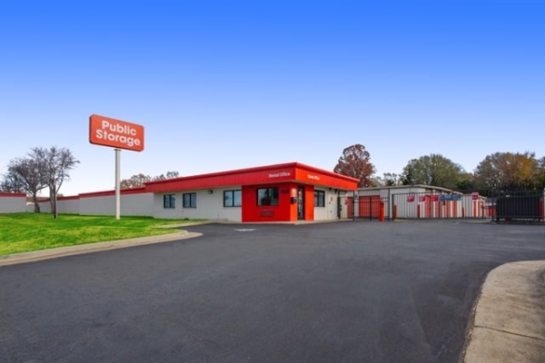 Storage Units at Public Storage - Charlotte - 7233 South Blvd - 7233 South Blvd