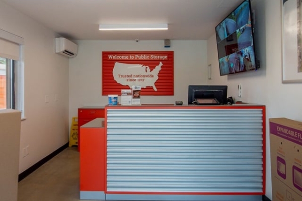 Facility photo: //images.sparefoot.com/medium/2139466877a3860b4f4.jpg