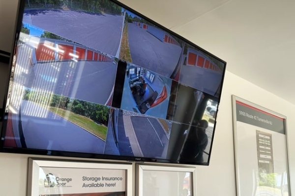 Facility photo: //images.sparefoot.com/medium/2139476910a35f9f710.jpg