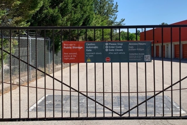 Facility photo: //images.sparefoot.com/medium/2139516890b04ee8197.jpg