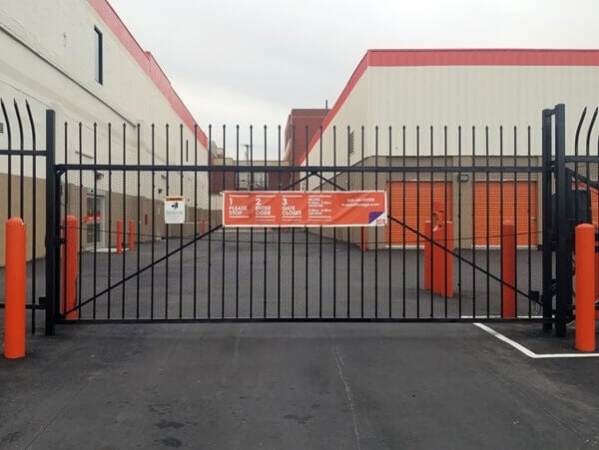 Storage Units at Public Storage - Brooklyn - 1250 Rockaway Ave - 1250 Rockaway Ave