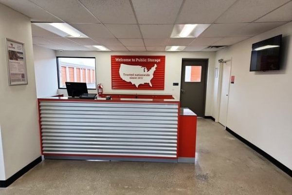 Storage Units at Public Storage - Columbus - 6401 Busch Blvd - 6401 Busch Blvd