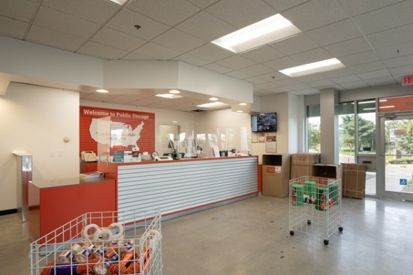 Facility photo: //images.sparefoot.com/medium/21397968f6333a6b17c.jpg