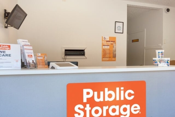 Facility photo: //images.sparefoot.com/medium/2139836894a4967cce1.jpg