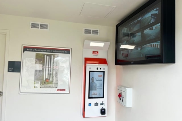 Facility photo: //images.sparefoot.com/medium/21399069e77687303b0.jpg