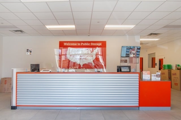 Facility photo: //images.sparefoot.com/medium/2139956957d18fea431.jpg