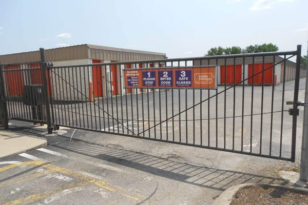Storage Units at Public Storage - Sharonville - 3677 E Kemper Road - 3677 E Kemper Road