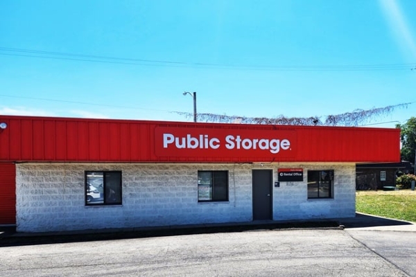 Storage Units at Public Storage - Columbus - 6750 Ambleside Drive - 6750 Ambleside Drive