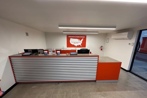 Facility photo: //images.sparefoot.com/medium/2140546878f56ee520b.jpg