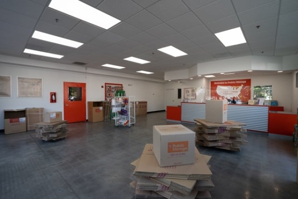 Facility photo: //images.sparefoot.com/medium/214059698dde3960a33.jpg