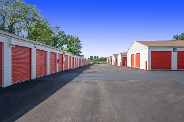 Storage Units at Public Storage - Indianapolis - 6817 W Washington St - 6817 W Washington St