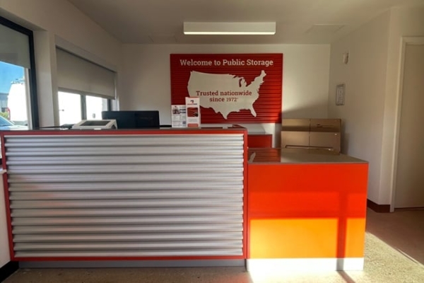 Storage Units at Public Storage - Fairfield - 5201 Dixie Highway - 5201 Dixie Highway