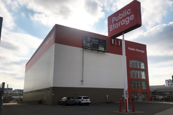 Storage Units at Public Storage - Long Island City - 4102 Northern Blvd - 4102 Northern Blvd
