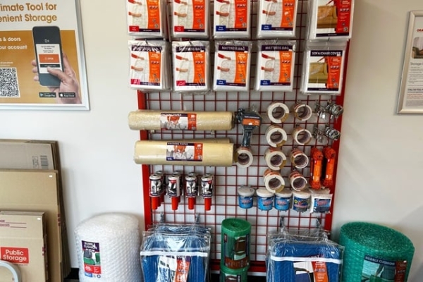 Facility photo: //images.sparefoot.com/medium/214089690769997e6d6.jpg