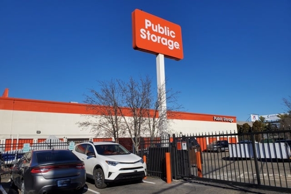 Storage Units at Public Storage - Staten Island - 275 Veterans Road W - 275 Veterans Road W