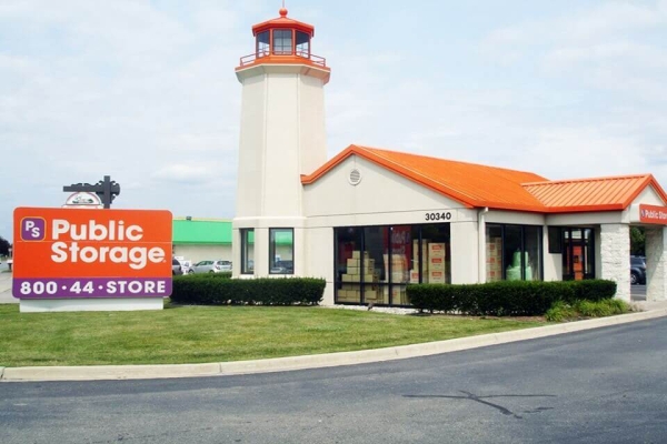 Facility photo: //images.sparefoot.com/medium/214131692466a281663.jpg