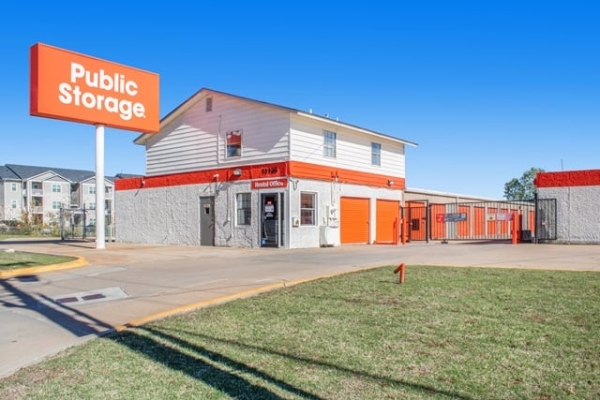 Public Storage - Oklahoma City - 11120 N Pennsylvania Ave