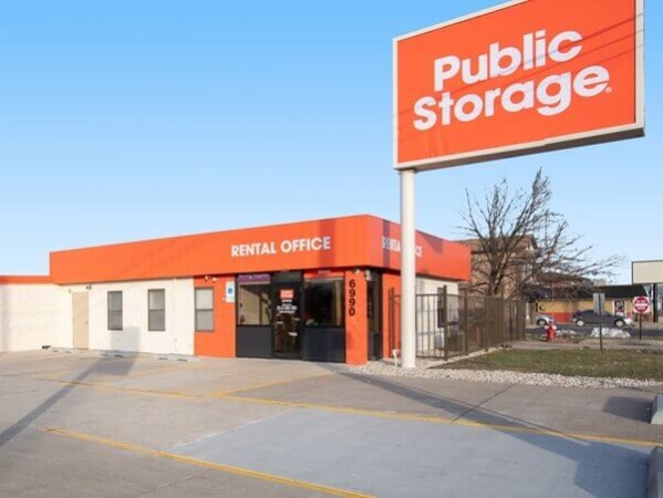 Facility photo: //images.sparefoot.com/medium/2141506877a5a480ecc.jpg