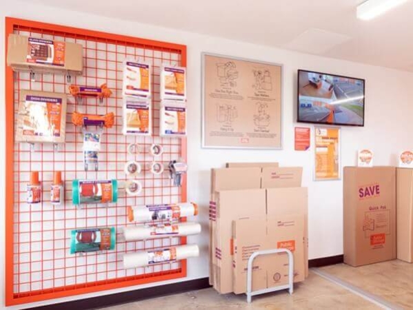 Storage Units at Public Storage - Palatine - 1385 E Dundee Road - 1385 E Dundee Road