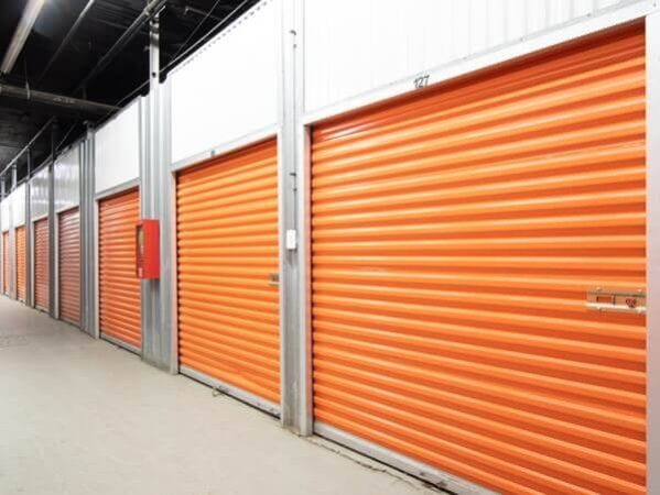 Facility photo: //images.sparefoot.com/medium/2141736890b2c6dd020.jpg