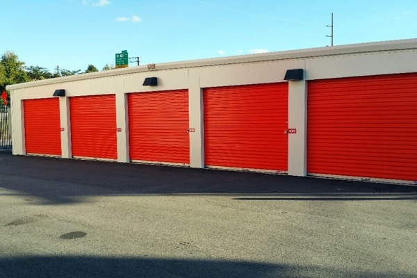 Storage Units at Public Storage - Columbia - 7011 Garners Ferry Rd - 7011 Garners Ferry Rd