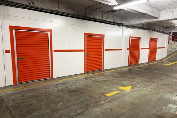 Facility photo: //images.sparefoot.com/medium/2141916a26c00c1bc99.jpg
