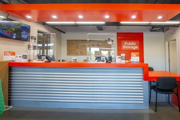 Facility photo: //images.sparefoot.com/medium/214197690f4f1374069.jpg