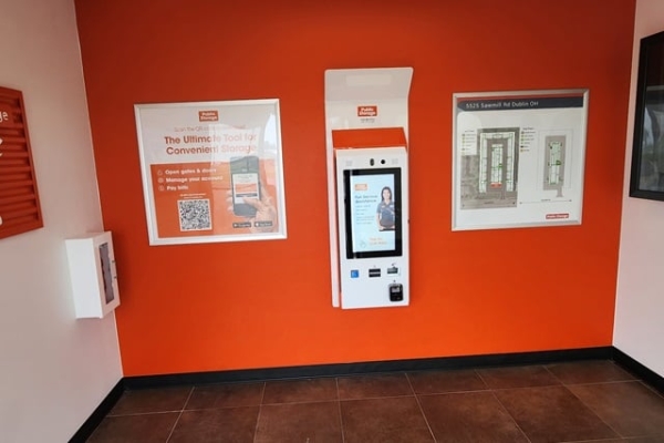 Facility photo: //images.sparefoot.com/medium/2142036904b4c9669b8.jpg