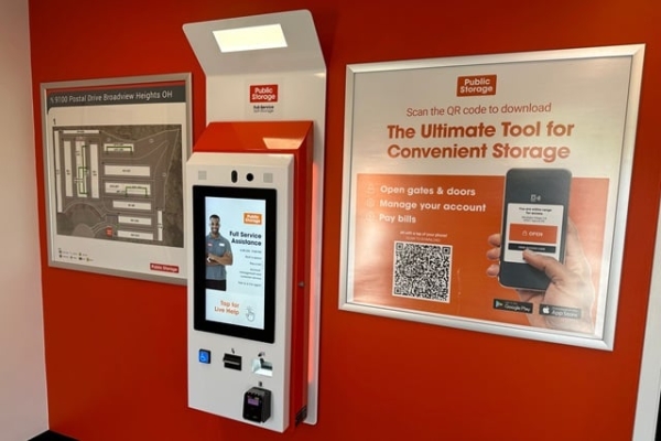 Facility photo: //images.sparefoot.com/medium/2142046921c444621b9.jpg