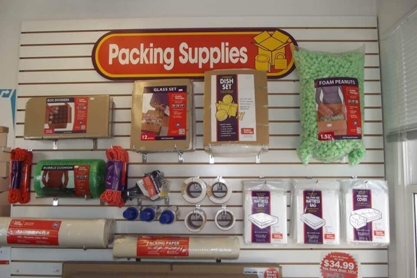 Facility photo: //images.sparefoot.com/medium/2142096899ed811302c.jpg