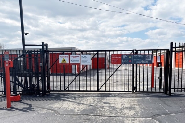 Storage Units at Public Storage - Milwaukee - 535 S 84th Street - 535 S 84th Street