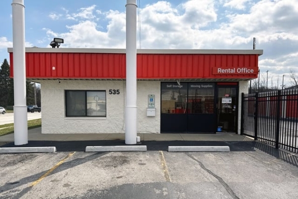 Storage Units at Public Storage - Milwaukee - 535 S 84th Street - 535 S 84th Street