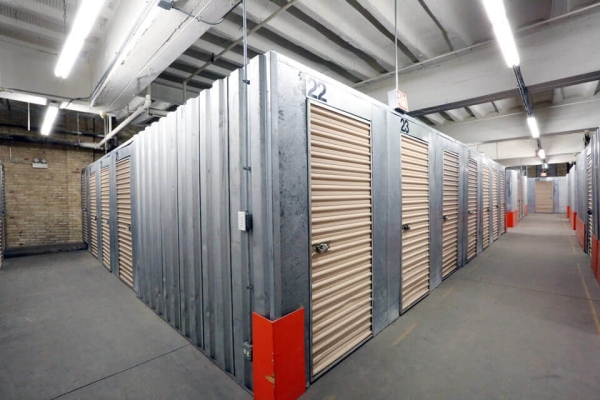 Storage Units at Public Storage - Chicago - 1512 West Jarvis Ave - 1512 West Jarvis Ave