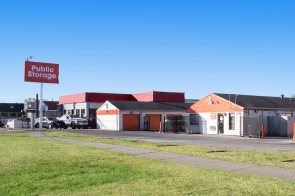 Storage Units at Public Storage - Wichita - 1175 S Rock Road - 1175 S Rock Road