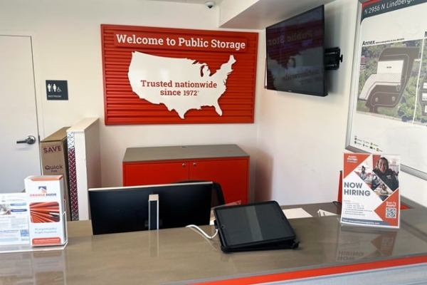 Storage Units at Public Storage - Saint Ann - 2956 N Lindbergh Blvd - 2956 N Lindbergh Blvd