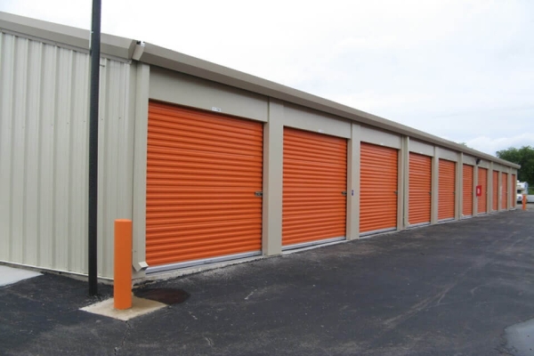 Storage Units at Public Storage - Wichita - 6805 E Harry Street - 6805 E Harry Street
