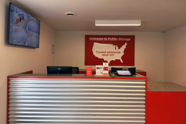 Storage Units at Public Storage - Waukesha - N5W22966 Bluemound Rd - N5W22966 Bluemound Rd